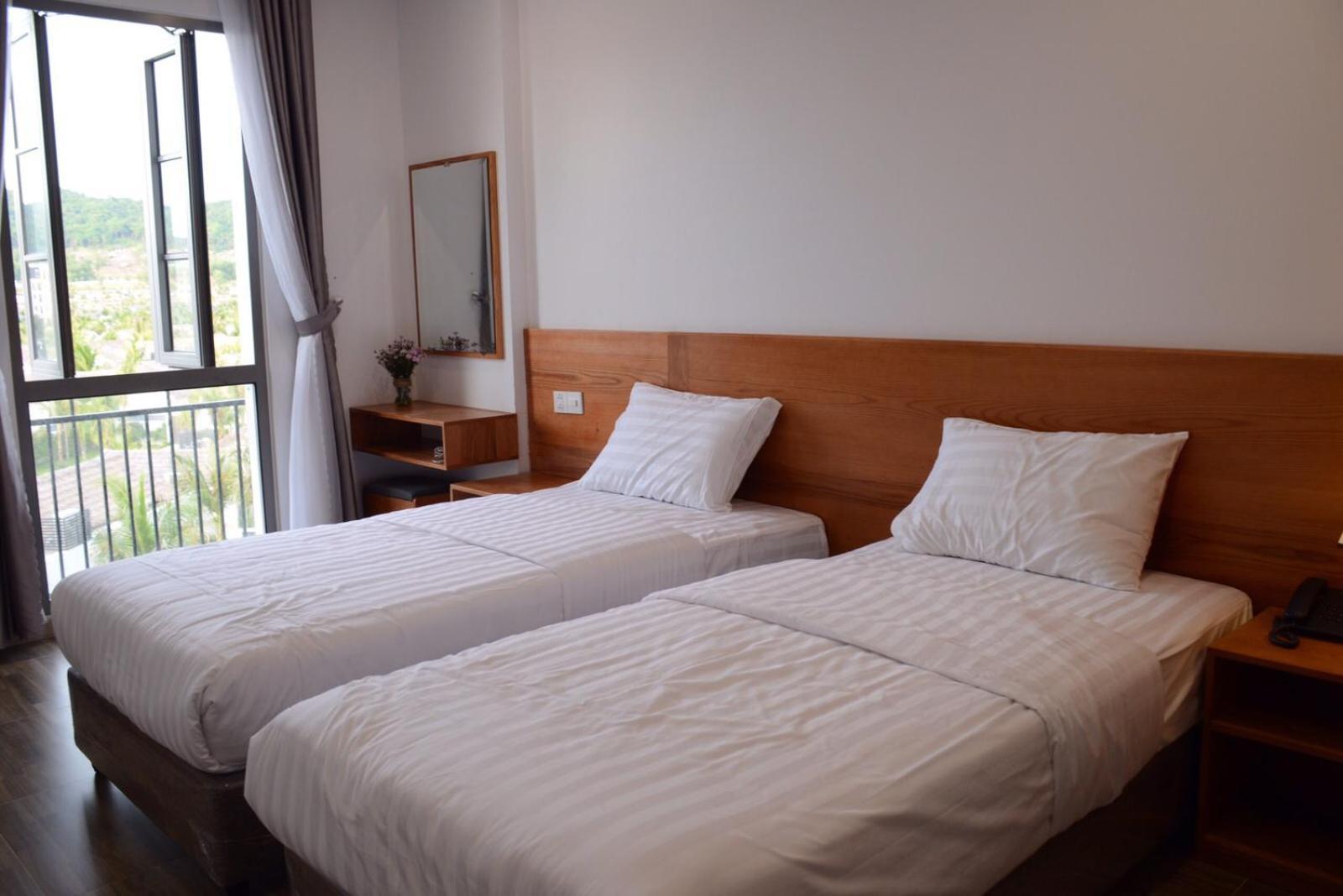 Sunrise Hotel Дуонг-Донг Экстерьер фото