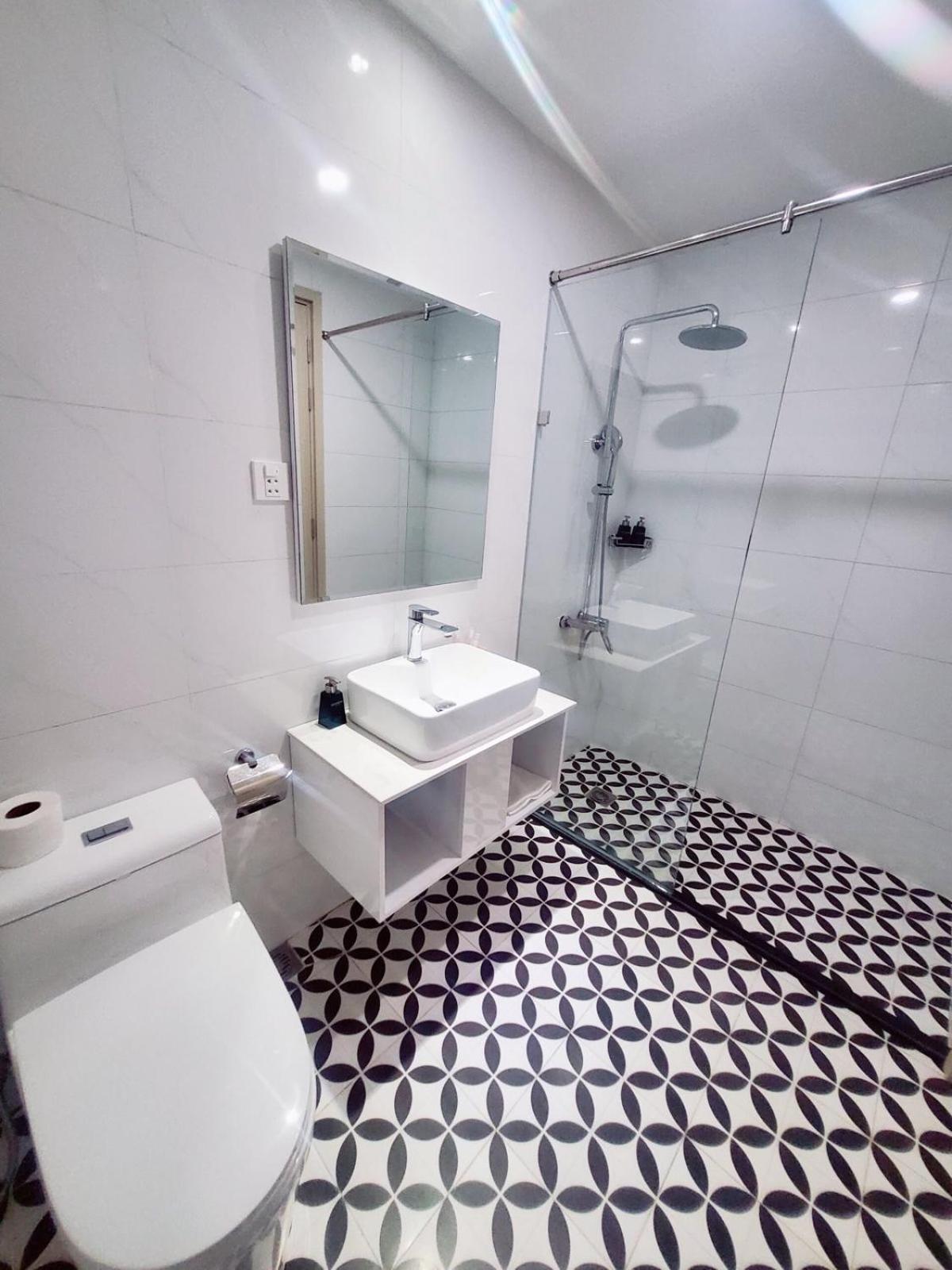 Sunrise Hotel Дуонг-Донг Экстерьер фото